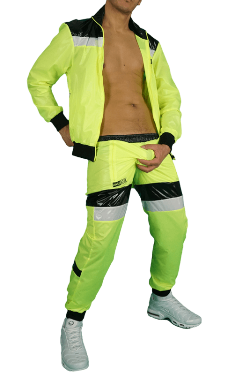 1Neon Yellow Jacket.png