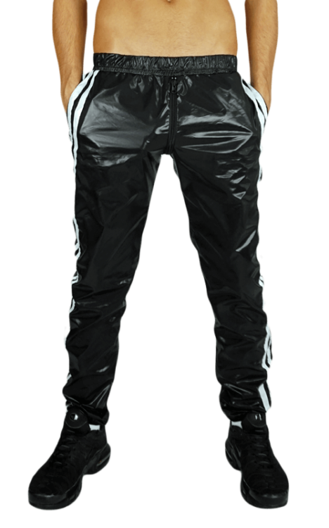 Kinky Pants White Stripes Scally Gear1.png