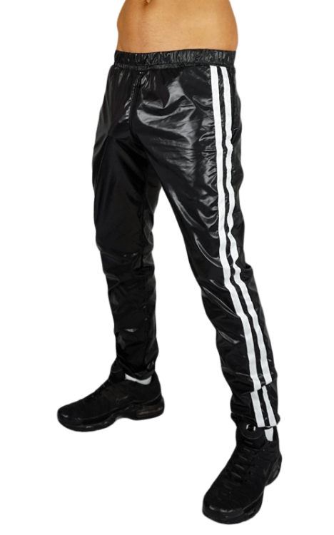 Kinky Pants White Stripes Scally Gear2.png