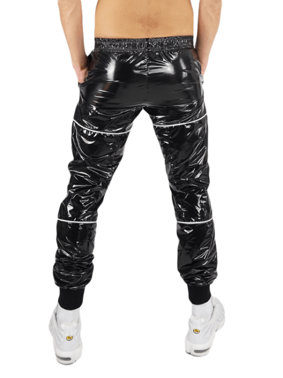 Sweaty Nylon Pants Black4.png