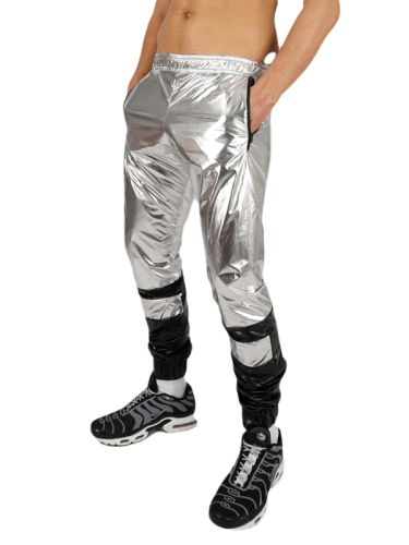 2Kinky Pants Exhibit Silver.png