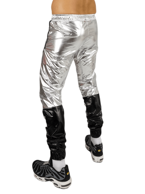 3Kinky Pants Exhibit Silver.png