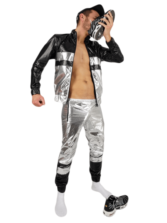 10Kinky Jacket Exhibit Silver.png