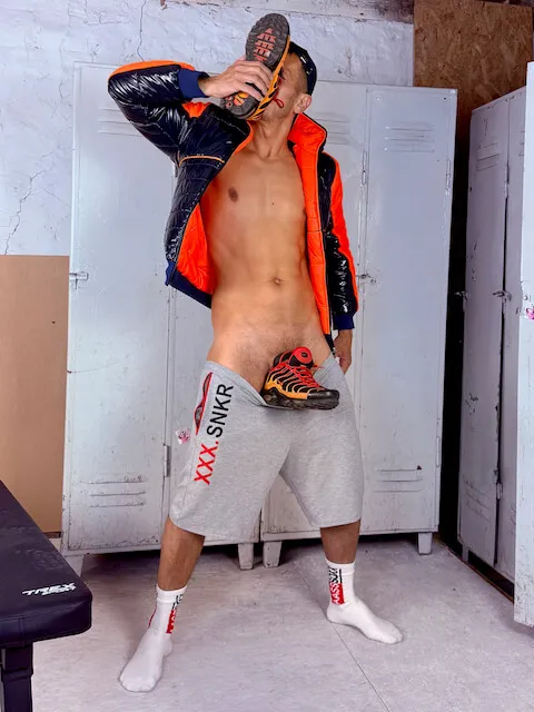 Reversible Puffer Jacker XXX.Ron Orange Navy14.jpeg
