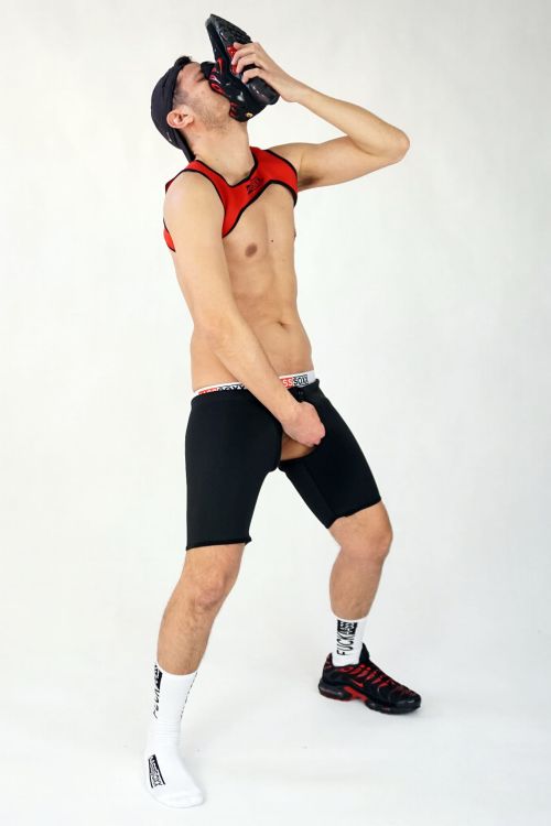 NEOPRENE HARNESS FUCKGATE RED10.jpg