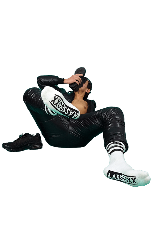 12Puff pants.png